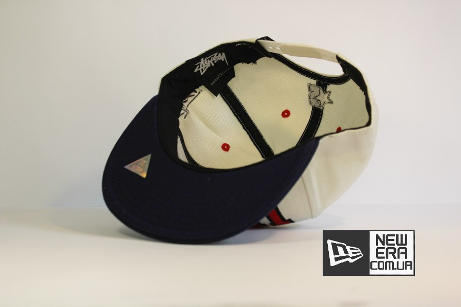 стусси одежда оригинал кепка snapback stussy USA oldschool vintage белая