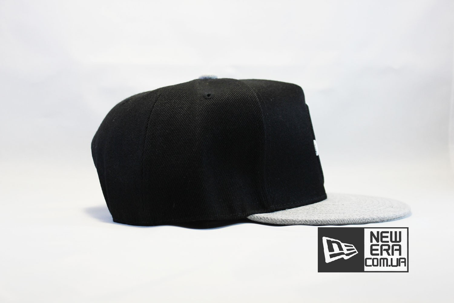 купить Укарина кепка snapback cayler sons skull snake с черепом и змеей