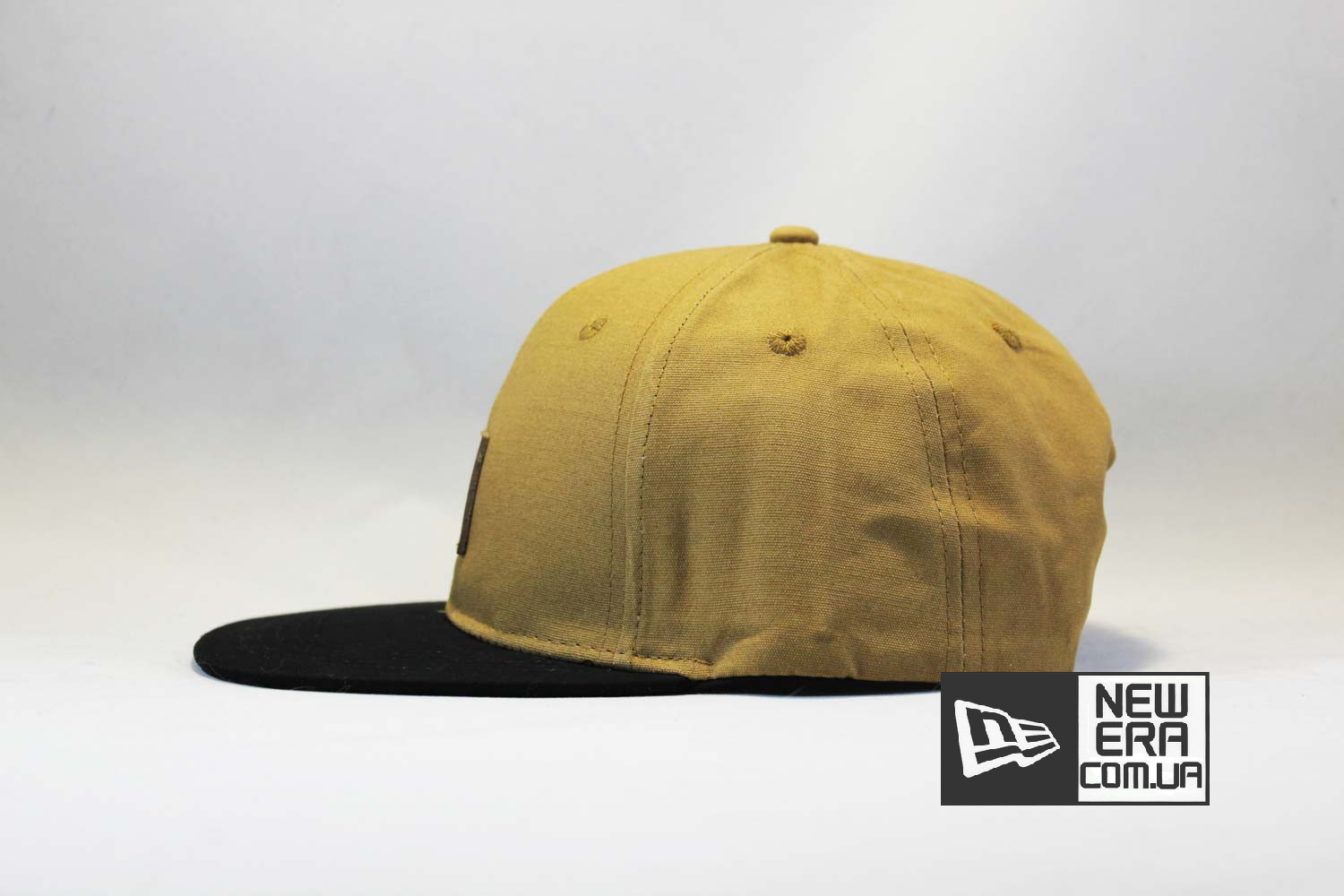 прямой козырек кепка Snapback Carhartt коричневая с кожаным логотипом прямой козырек кепка Snapback Carhartt коричневая с кожаным логотипом