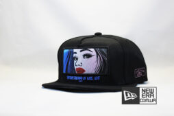 девушка на кепке кепка Snapback my shit is expensive everything is lit Cayler and Sons купить