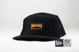Купить пятипанельную кепку Thrasher черного цвета с логотипом в огне в Украине