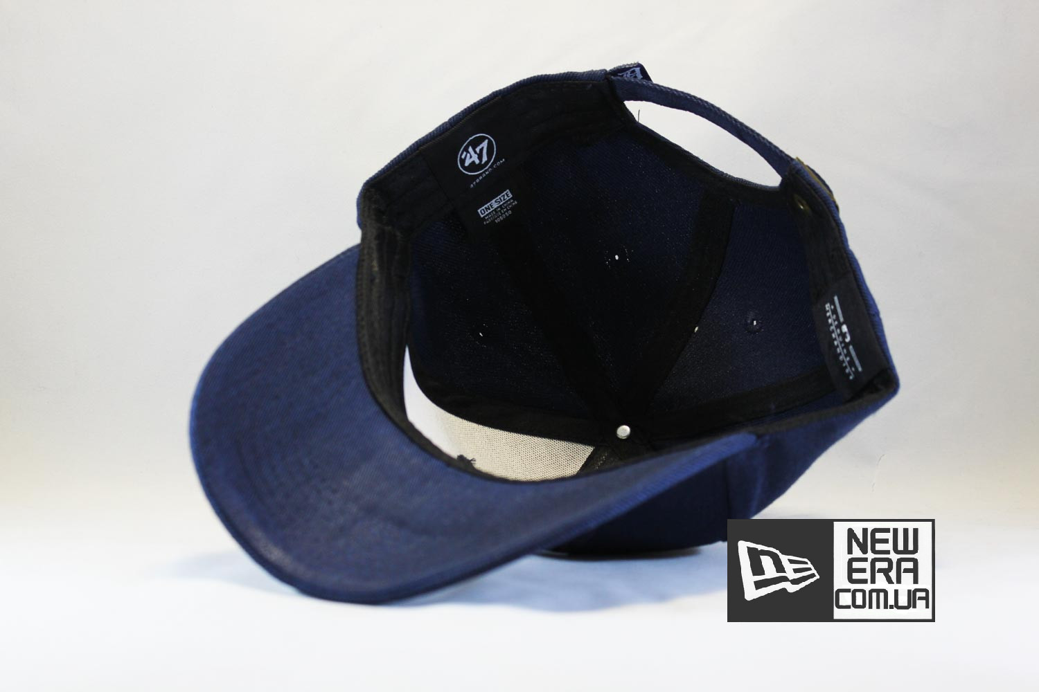 Оригинальная кепка New Era Detroit синяя с белым логотипом D в Украине Оригинальная кепка New Era Detroit синяя с белым логотипом D в Украине